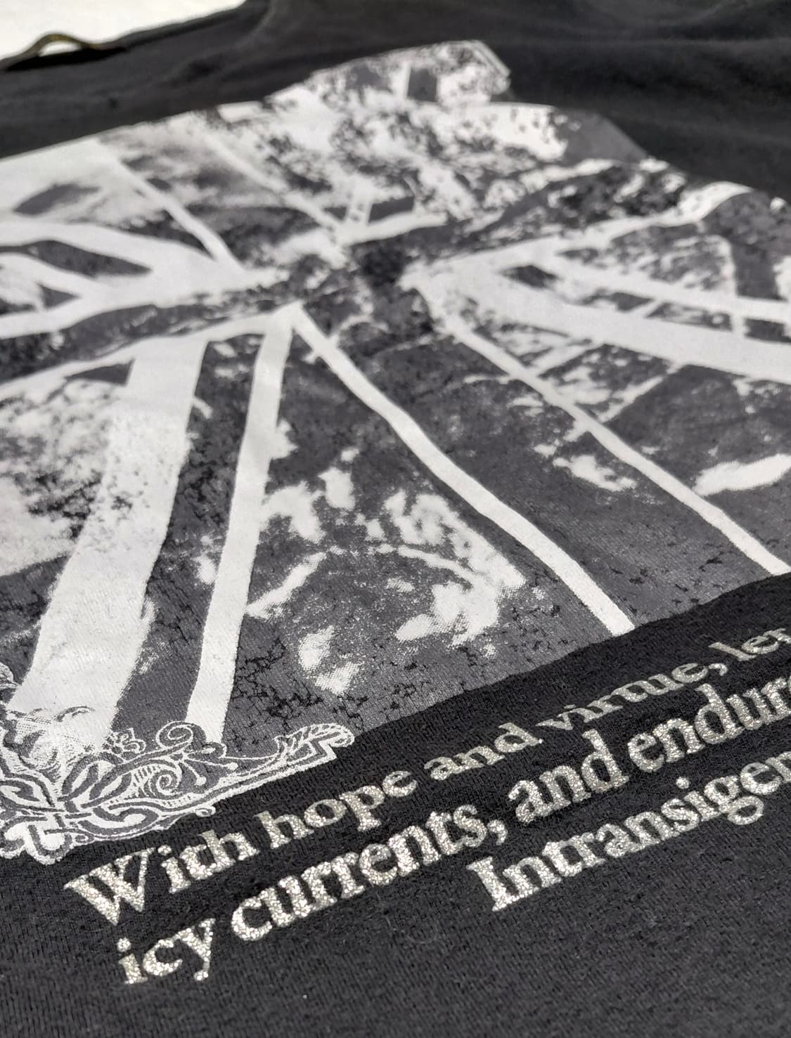 [M] SPINASH 유니언 잭 스컬 그래픽 빈티지 브이넥 티셔츠 상품이미지9