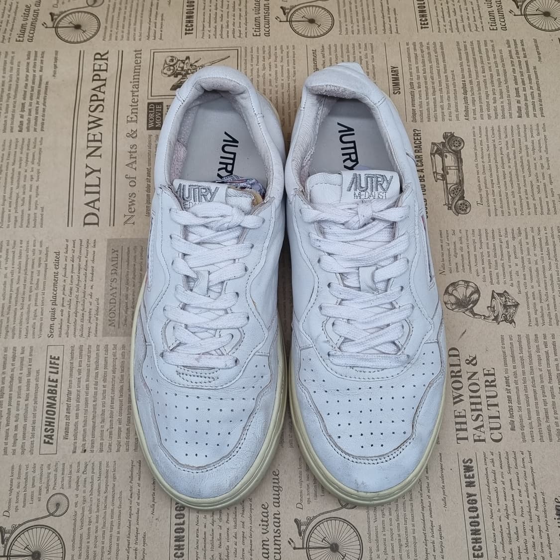 오트리 메달리스트 남성스니커즈42 270 상품이미지2