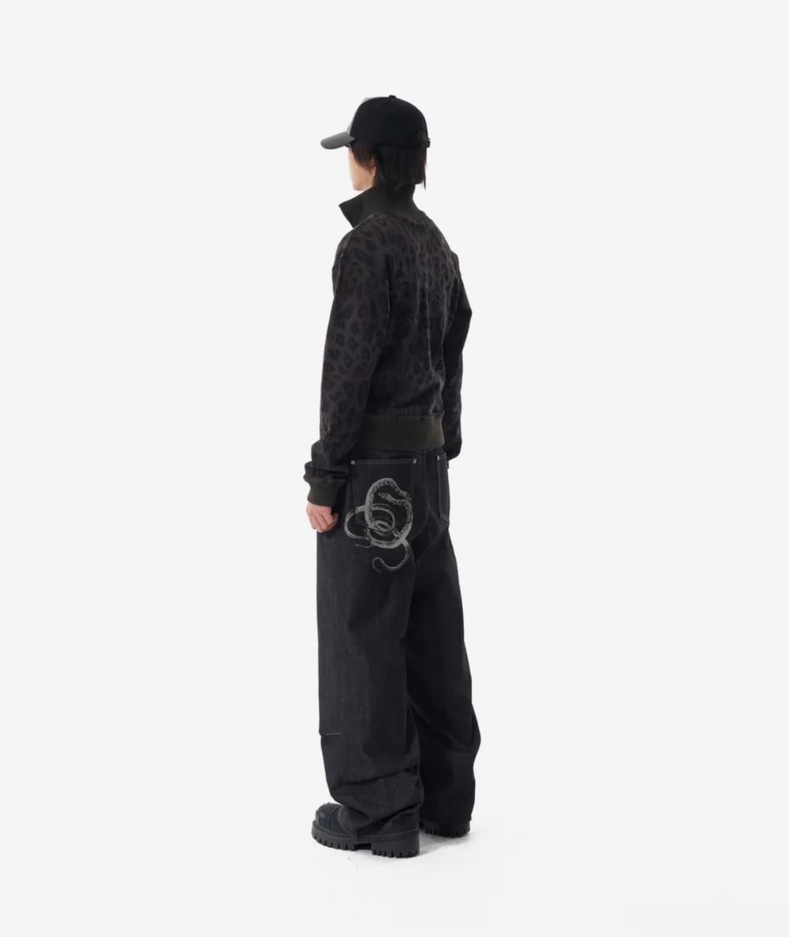 아캄 Leopard Logo Track Jacket (Black) 상품이미지2