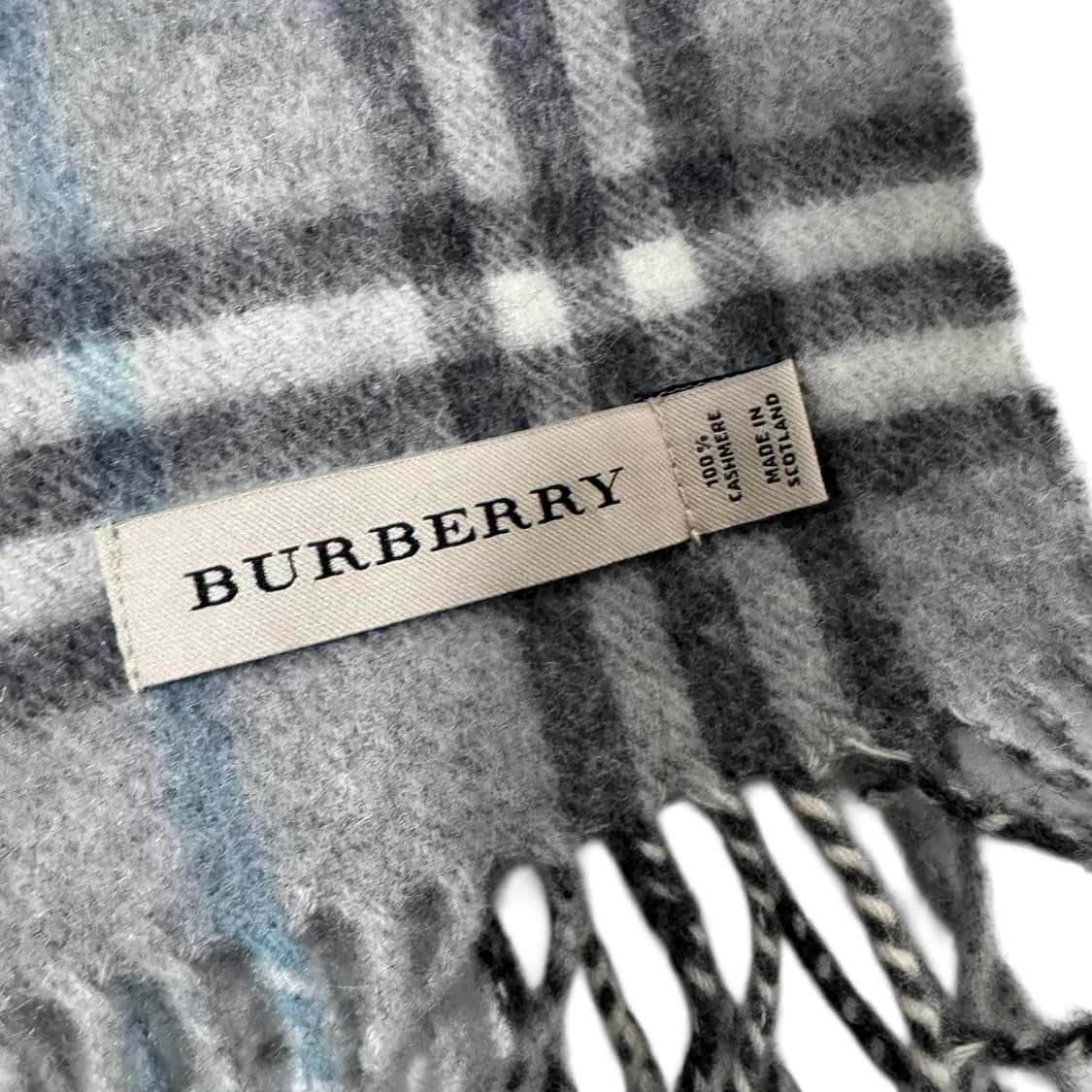 정품 신형 버버리 노바체크 캐시미어 그레이 머플러 상품이미지4