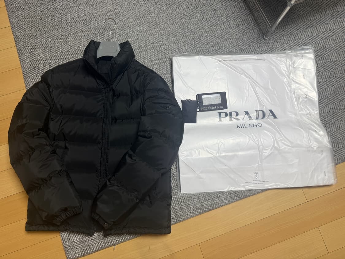 프라다 sgy091 패딩 상품이미지1