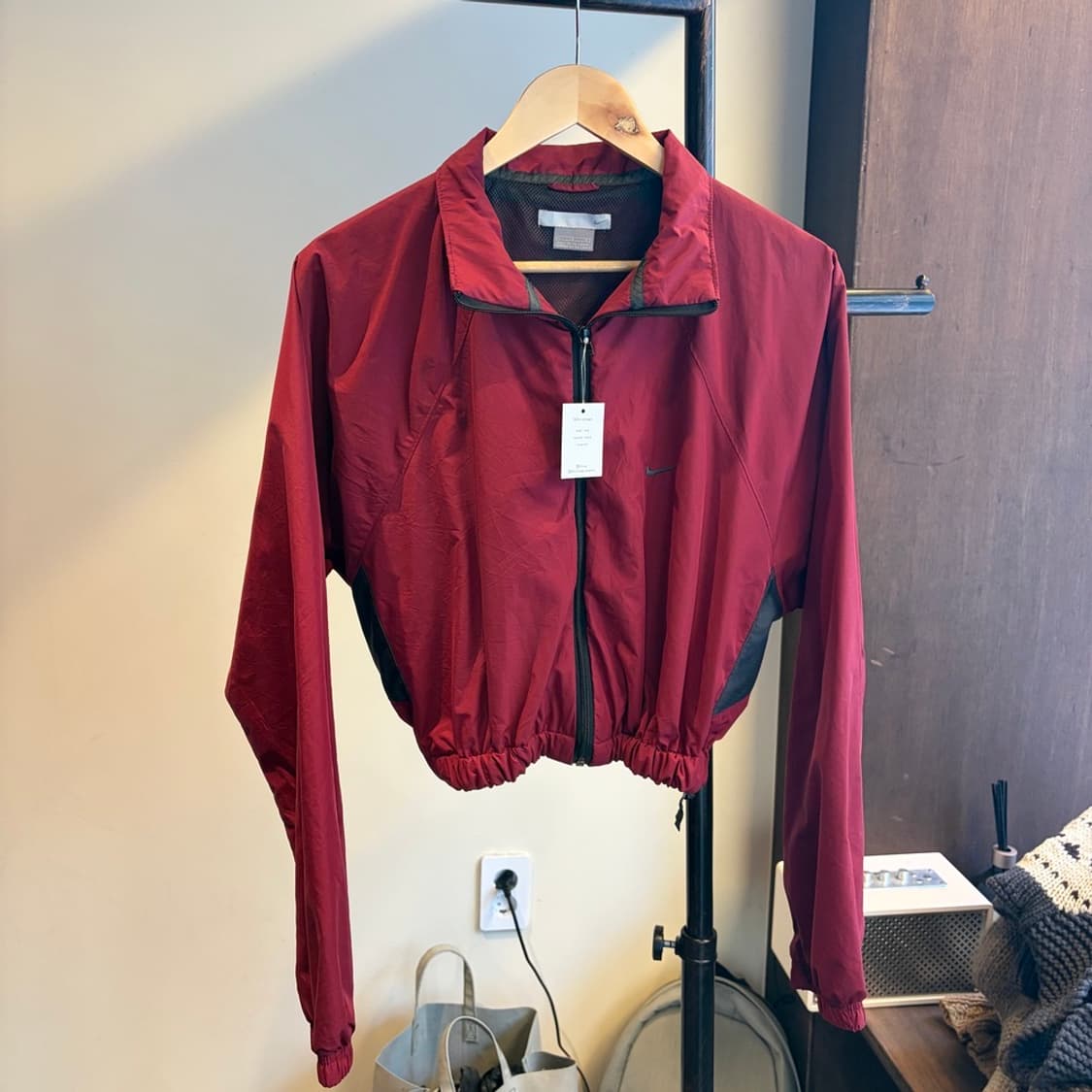 15624 - 나이키 크롭 바람막이 자켓 상품이미지2