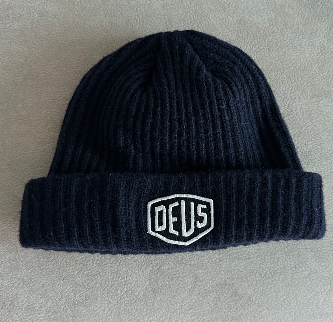 데우스 로고 비니 네이비 상품이미지2