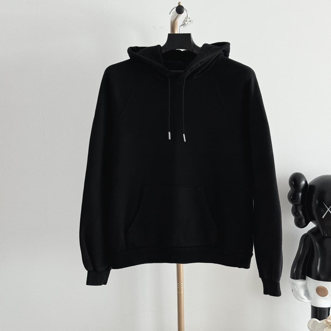 [새상품급/S] 셀린느 레터링 백로고 후드 블랙 여성 상품이미지8