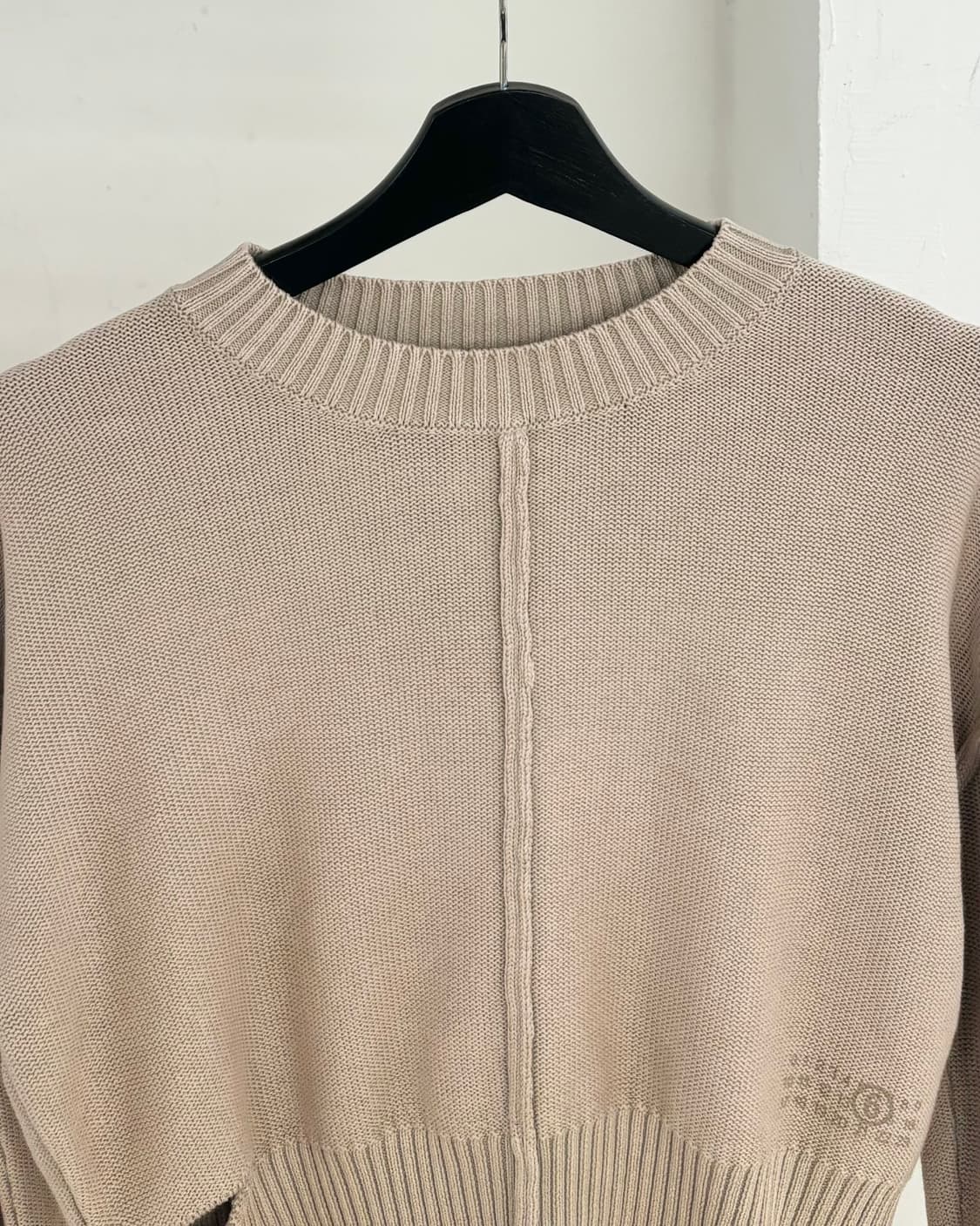 엠엠식스 컷아웃 니트 스웨터 상품이미지2