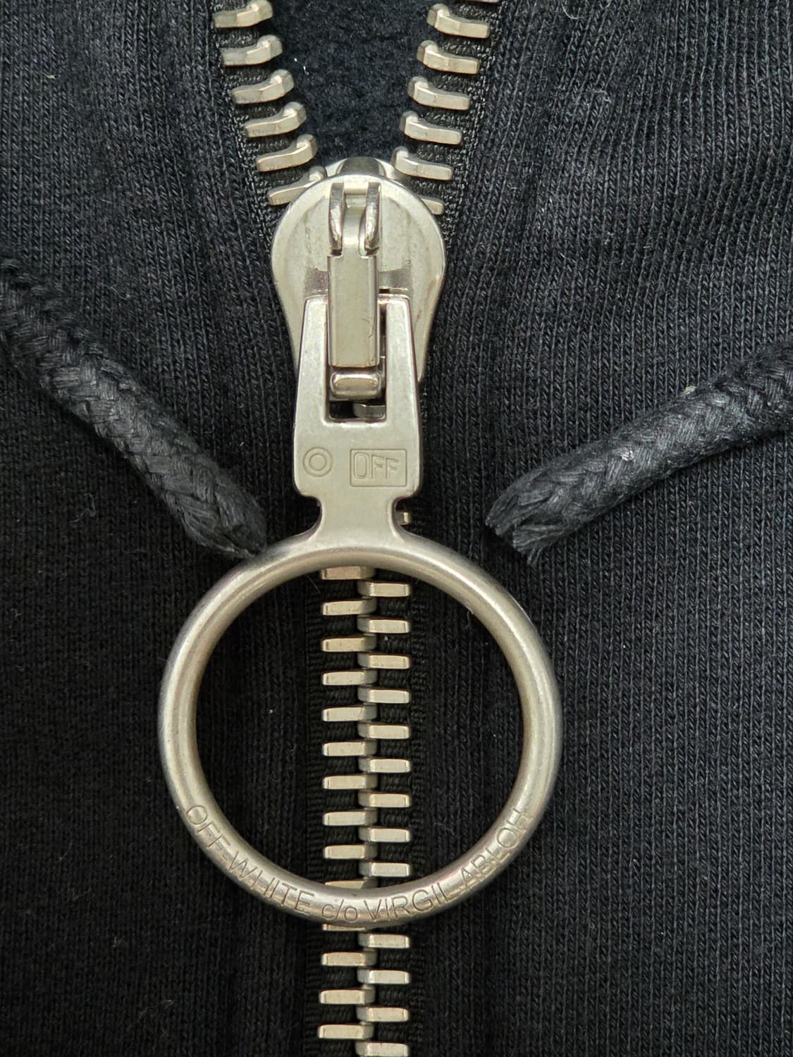 오프화이트 멀티 패치 오버핏 후드집업 상품이미지4