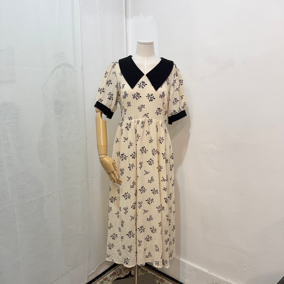 아이보리 블랙카라 플라워 롱원피스 롱드레스 4455 상품이미지1