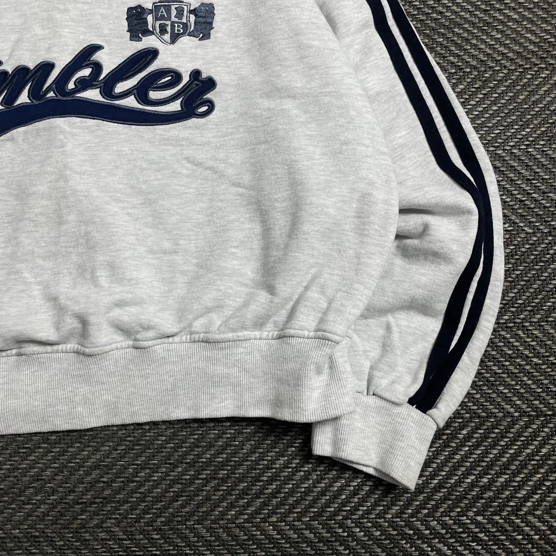 엠블러 빅로고 크롭 스웻 맨투맨 그레이 y 4286 상품이미지3