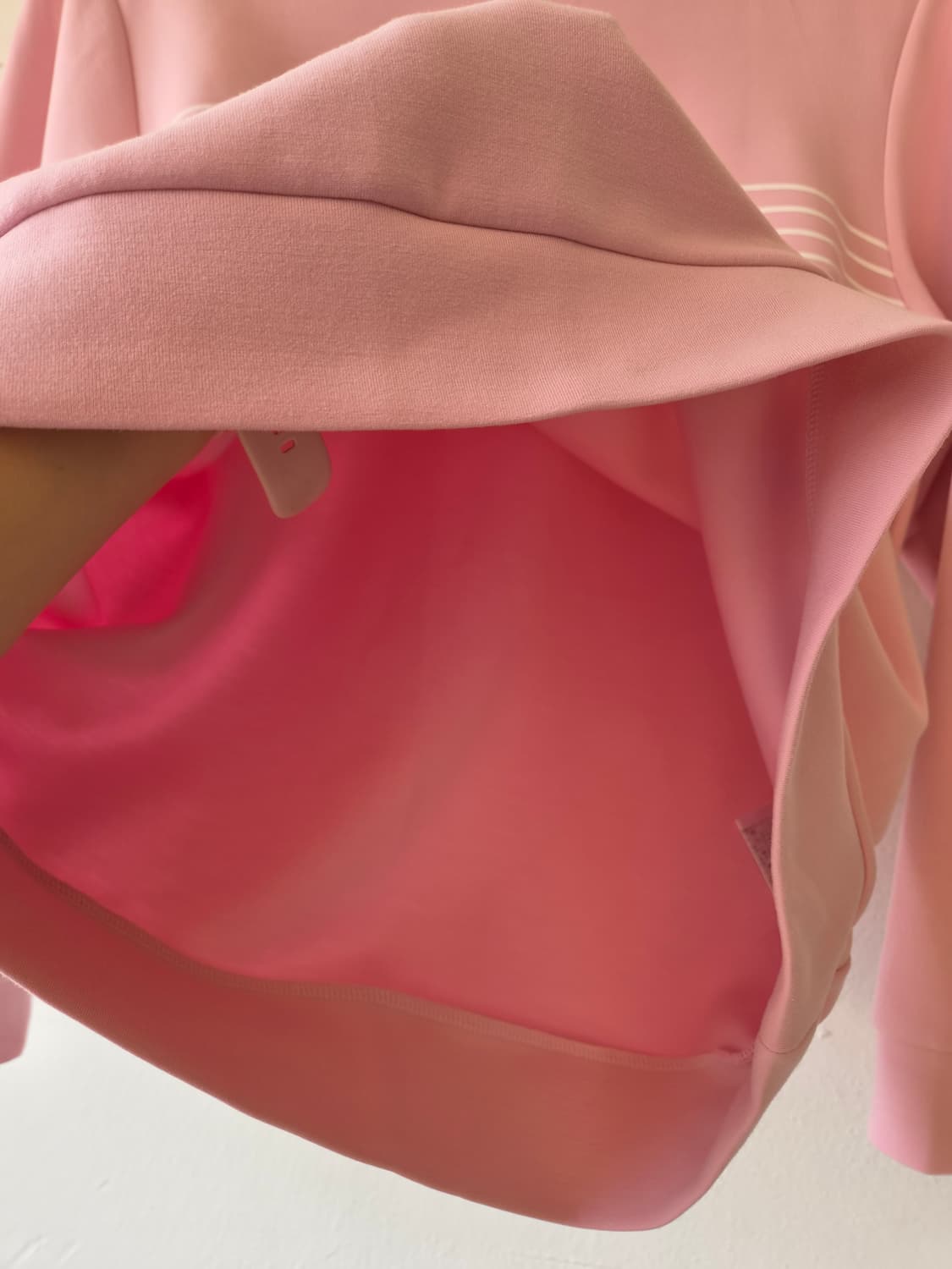 블랙앤화이트 스포츠 여성 긴팔카라맨투맨티셔츠 L사이즈 상품이미지5