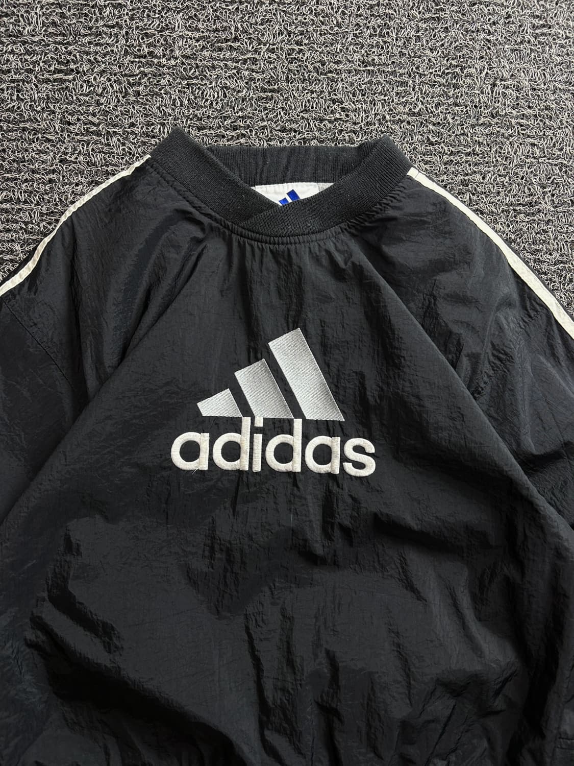 90s 아디다스 올드스쿨 빅로고 나일론 쉘 웜업 3499 상품이미지1