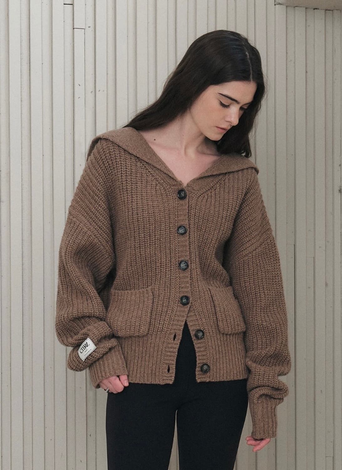 시티브리즈 투포켓 세일러 가디건 브라운 새상품 상품이미지4
