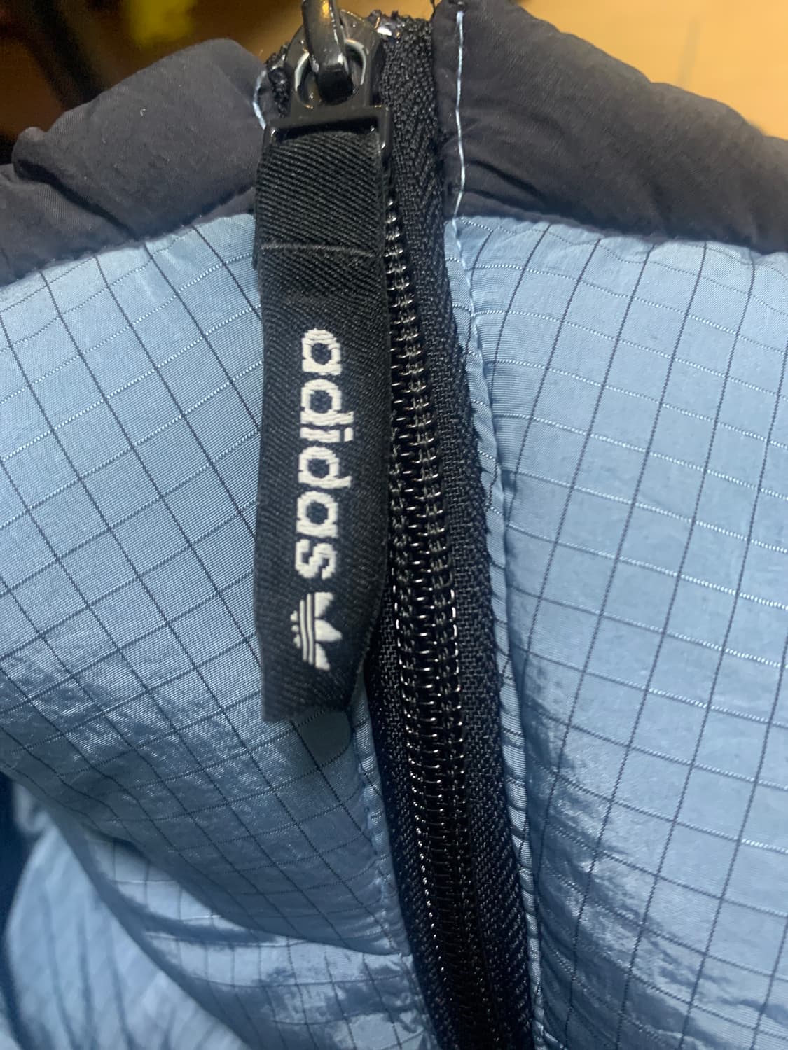 (거의 새것) 아디다스 어드벤처 오리털 패딩 블루 상품이미지3