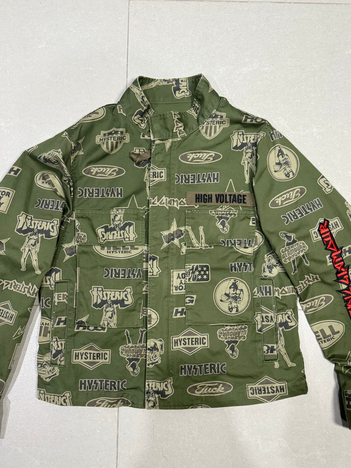 히스테릭 글래머 아이코닉 패턴 멀티 포켓 자수 로고 자켓 상품이미지4