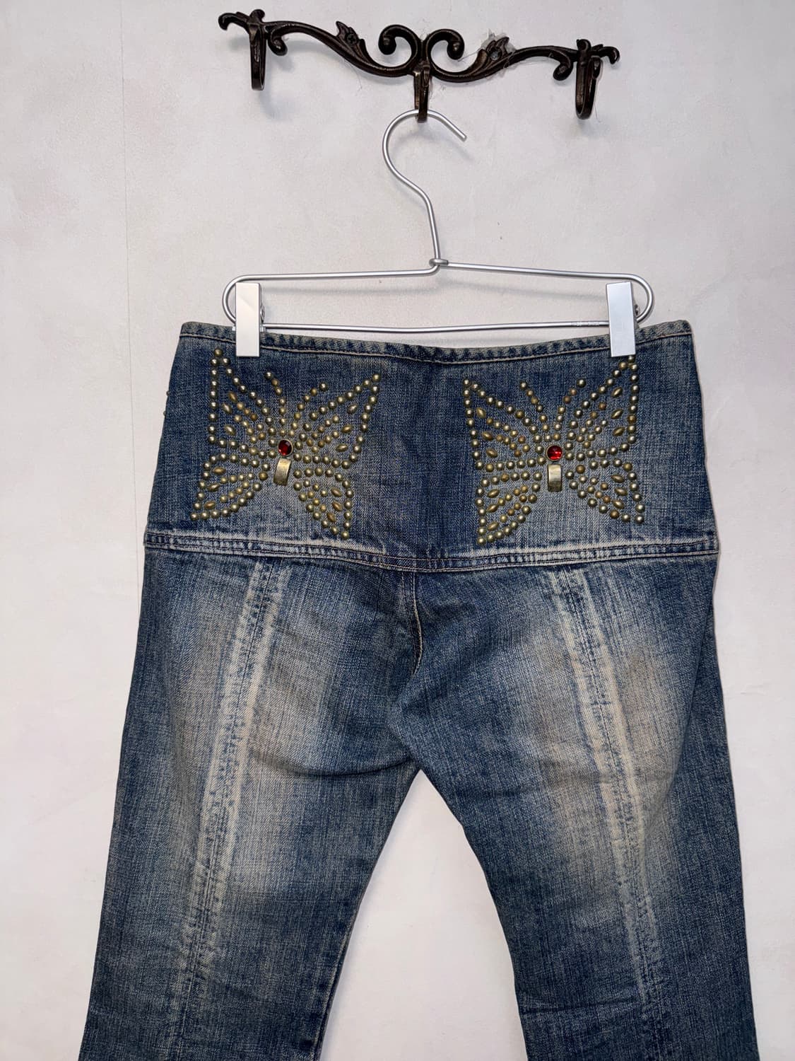 Washing denim stud butterfly semi 부츠컷팬츠 상품이미지5