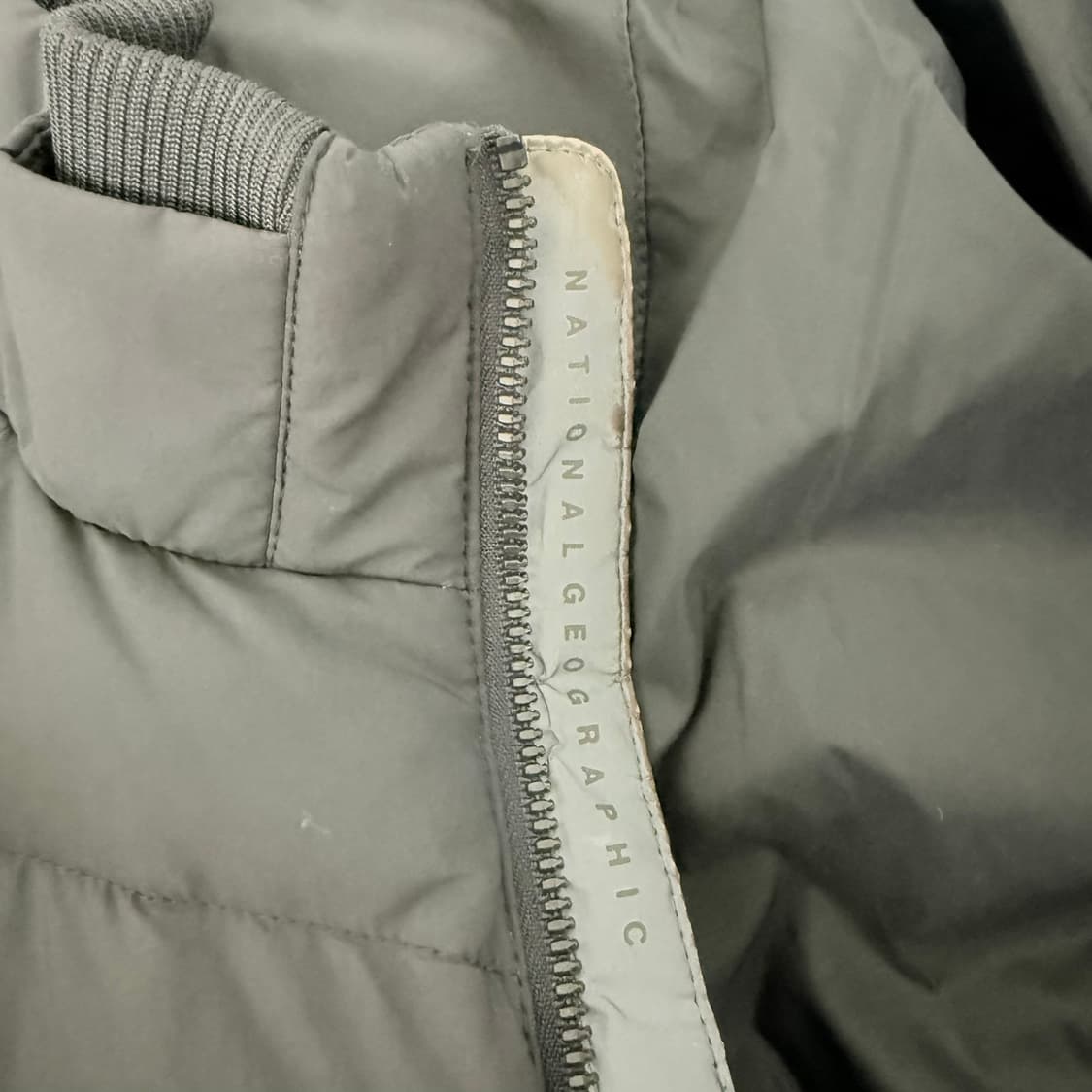 (XL) 내셔널지오그래픽 토르니에 경량 구스 다운 점퍼 차콜 상품이미지8