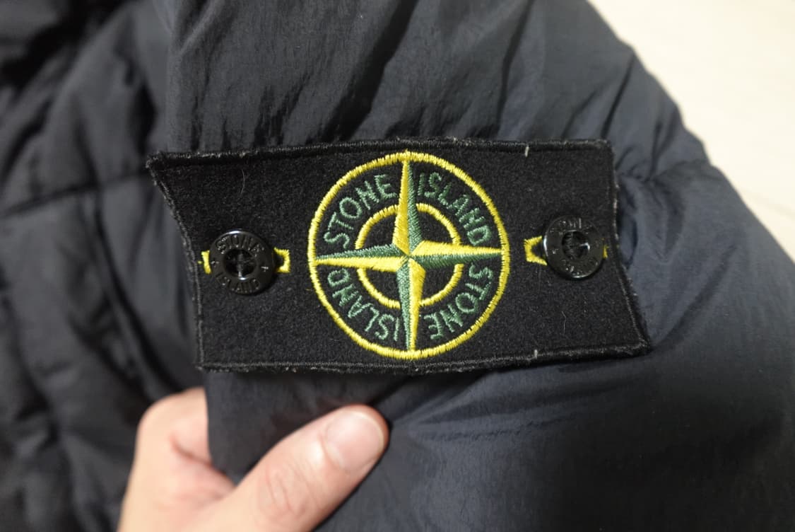 스톤아일랜드 크링클랩스 패딩 네이비 S 상품이미지3