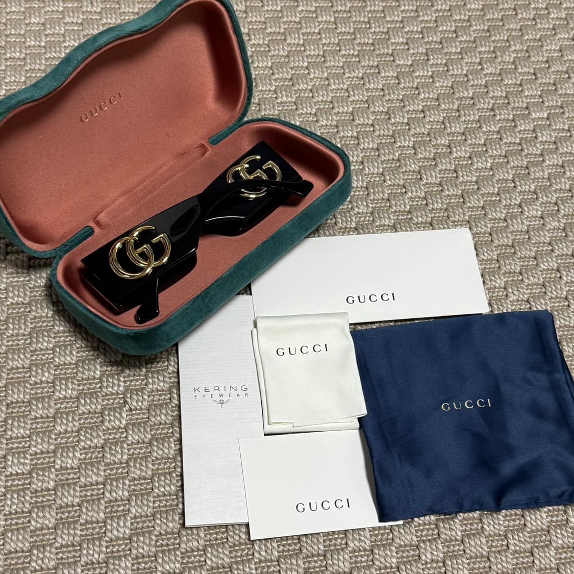 (OS) Gucci 구찌 랙탱귤러 스퀘어 GG템플 선글라스 상품이미지6