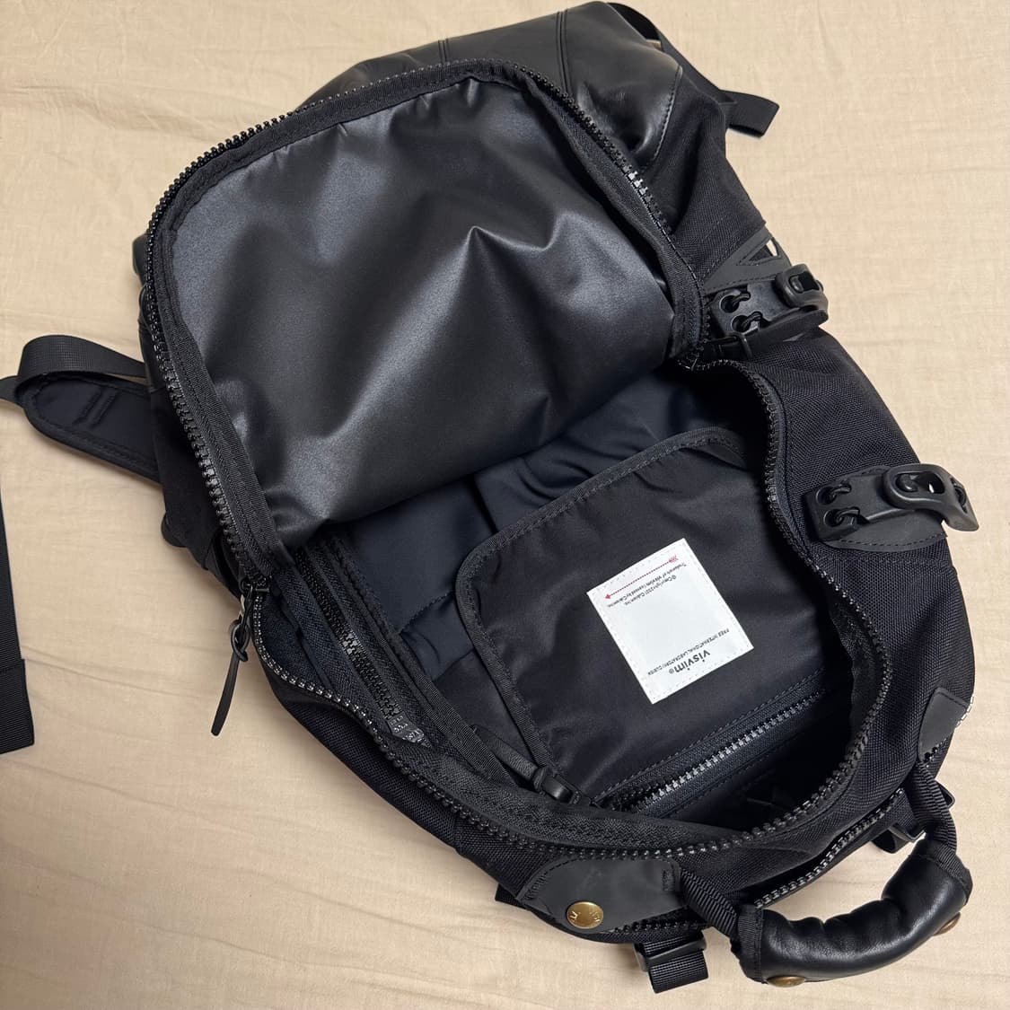 비즈빔 코듀라 20L 백팩 블랙 상품이미지6