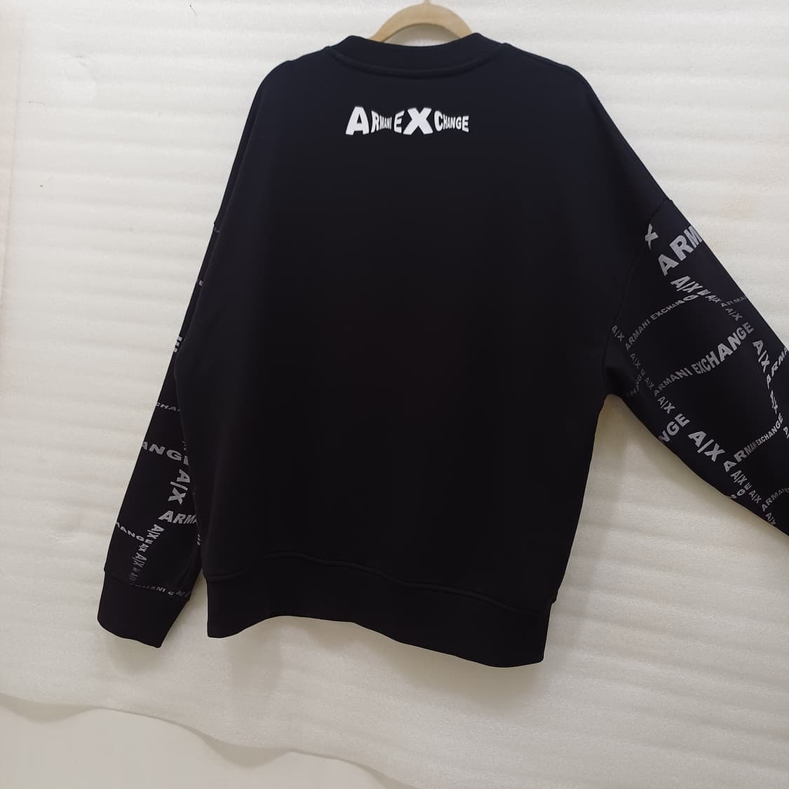 아르마니 맨투맨 라운드 긴팔 티 남성 L XL 블랙 사랑봉봉 상품이미지3