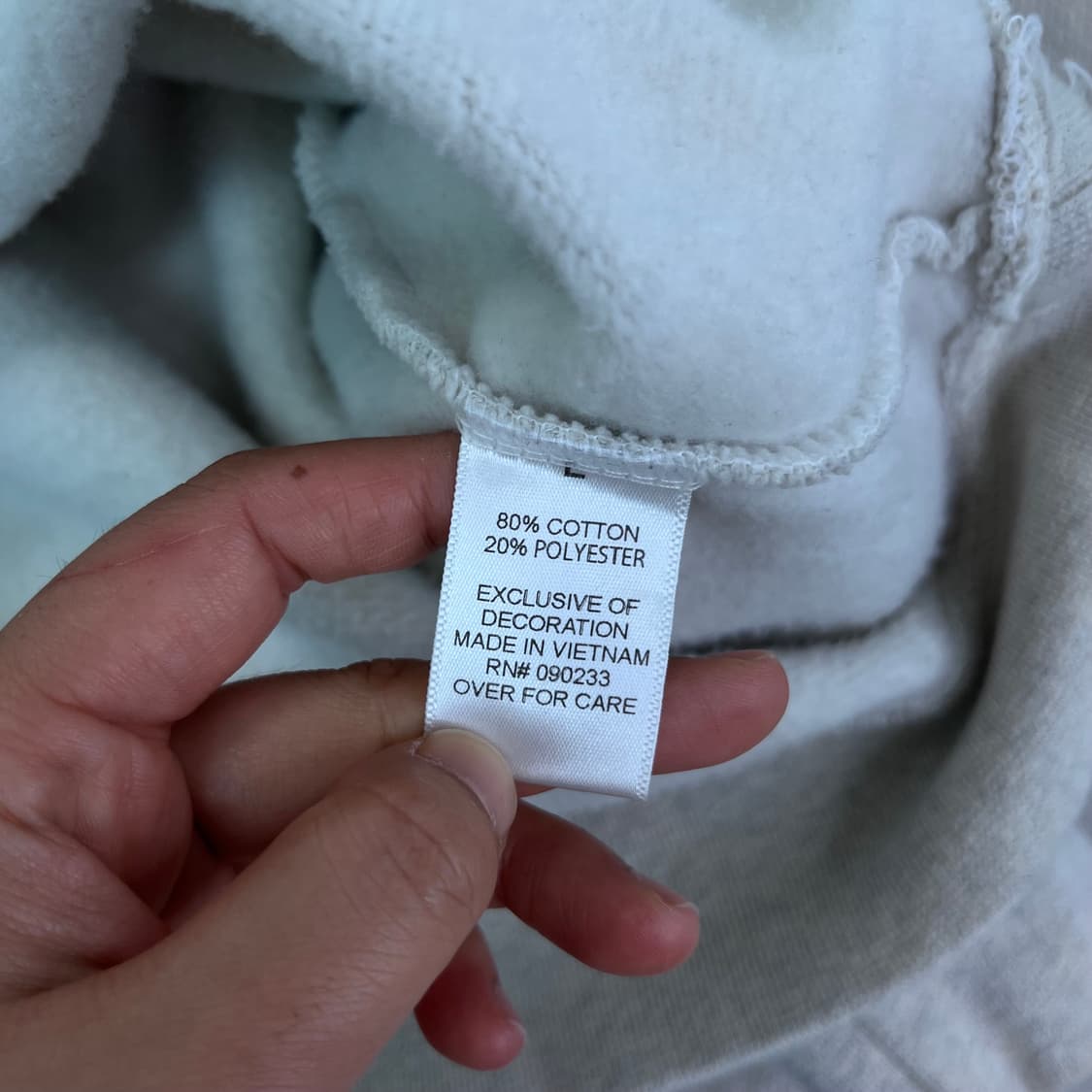 100 피오갓 에센셜 반집업 크림 맨투맨 상품이미지6