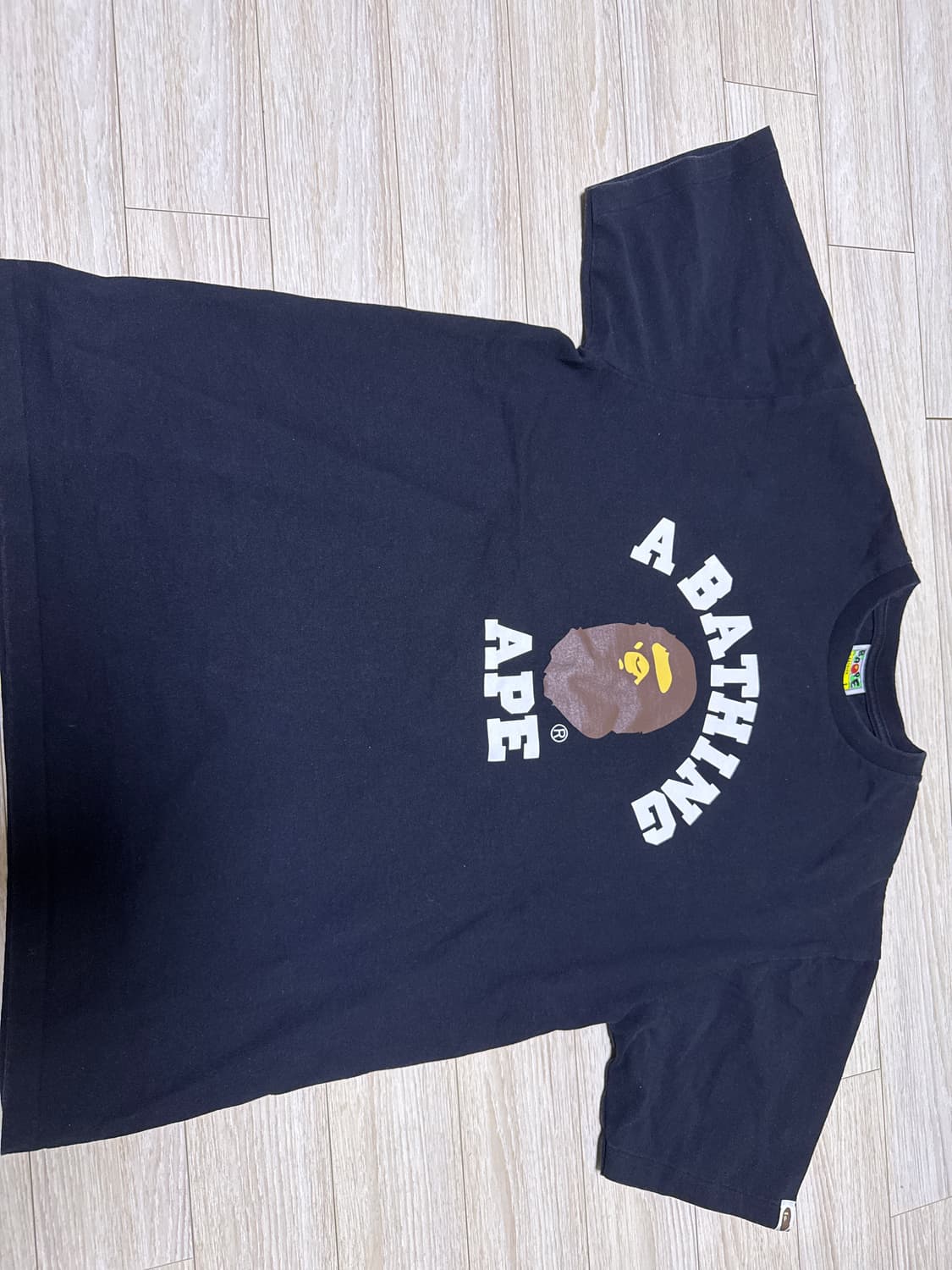 베이프 반팔티 상품이미지1