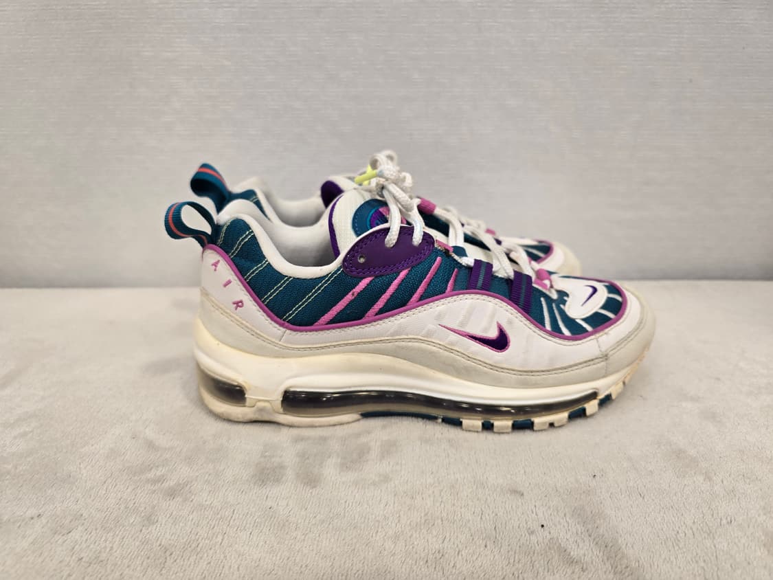 나이키 에어맥스 98 흰보 235mm 상품이미지3