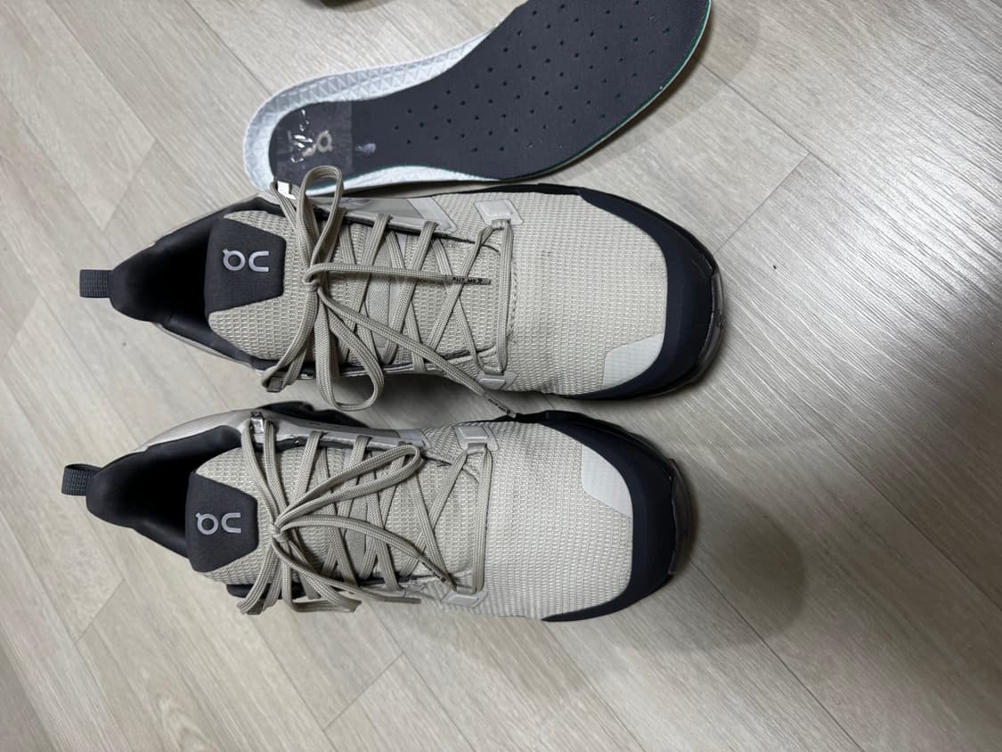 [295] 온 러닝 클라우드원더 워터프루프 샌드 블랙 상품이미지3