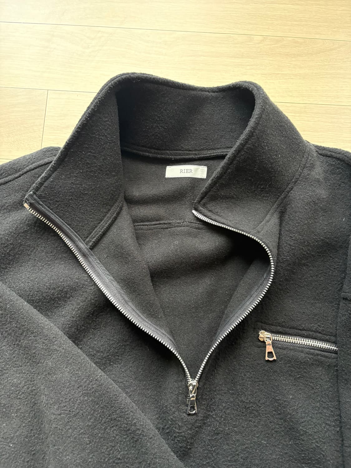 리에르 Polar fleece black 상품이미지3