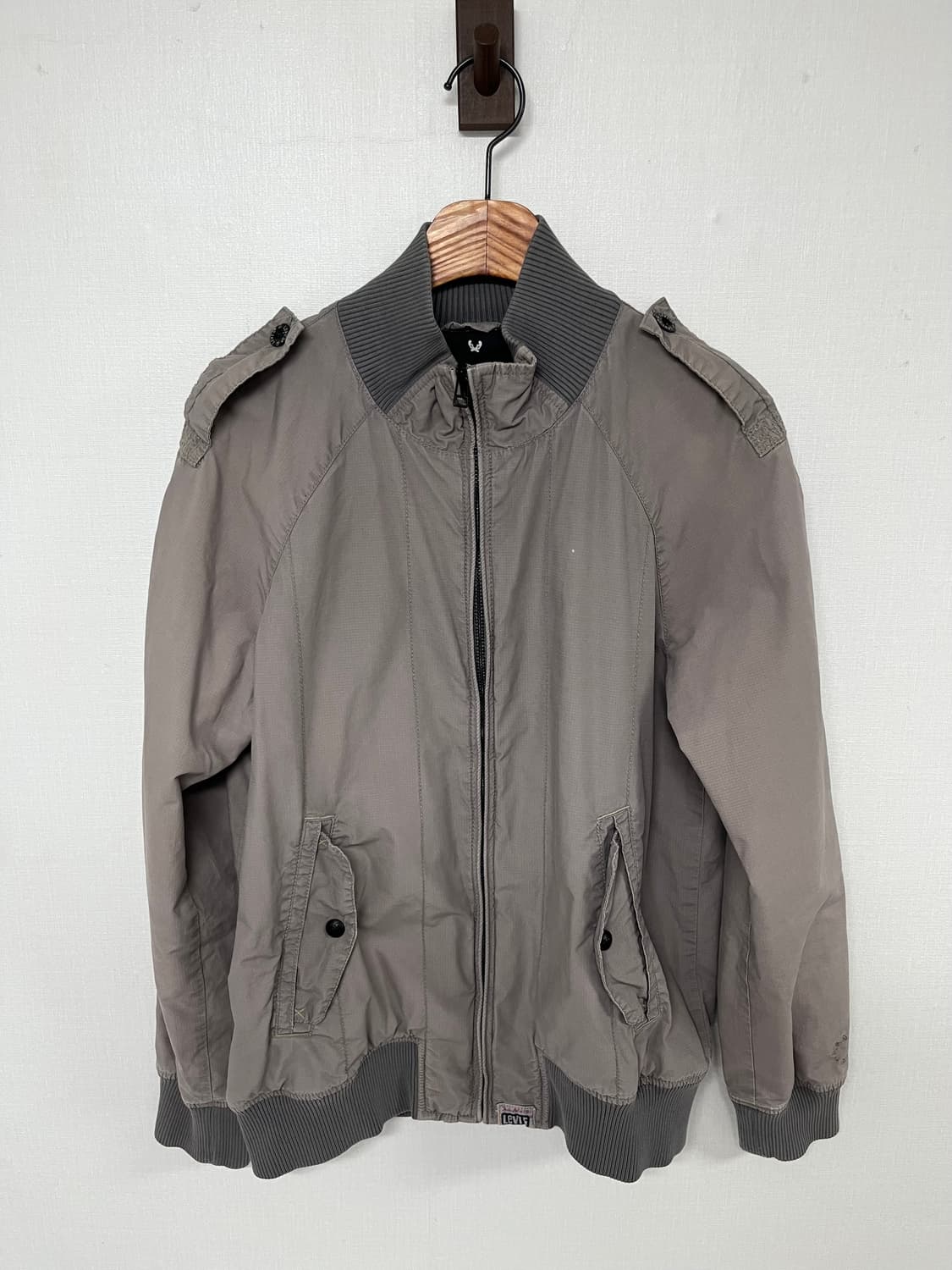 [L] 리바이스 스탠실 스컬 자켓 상품이미지2