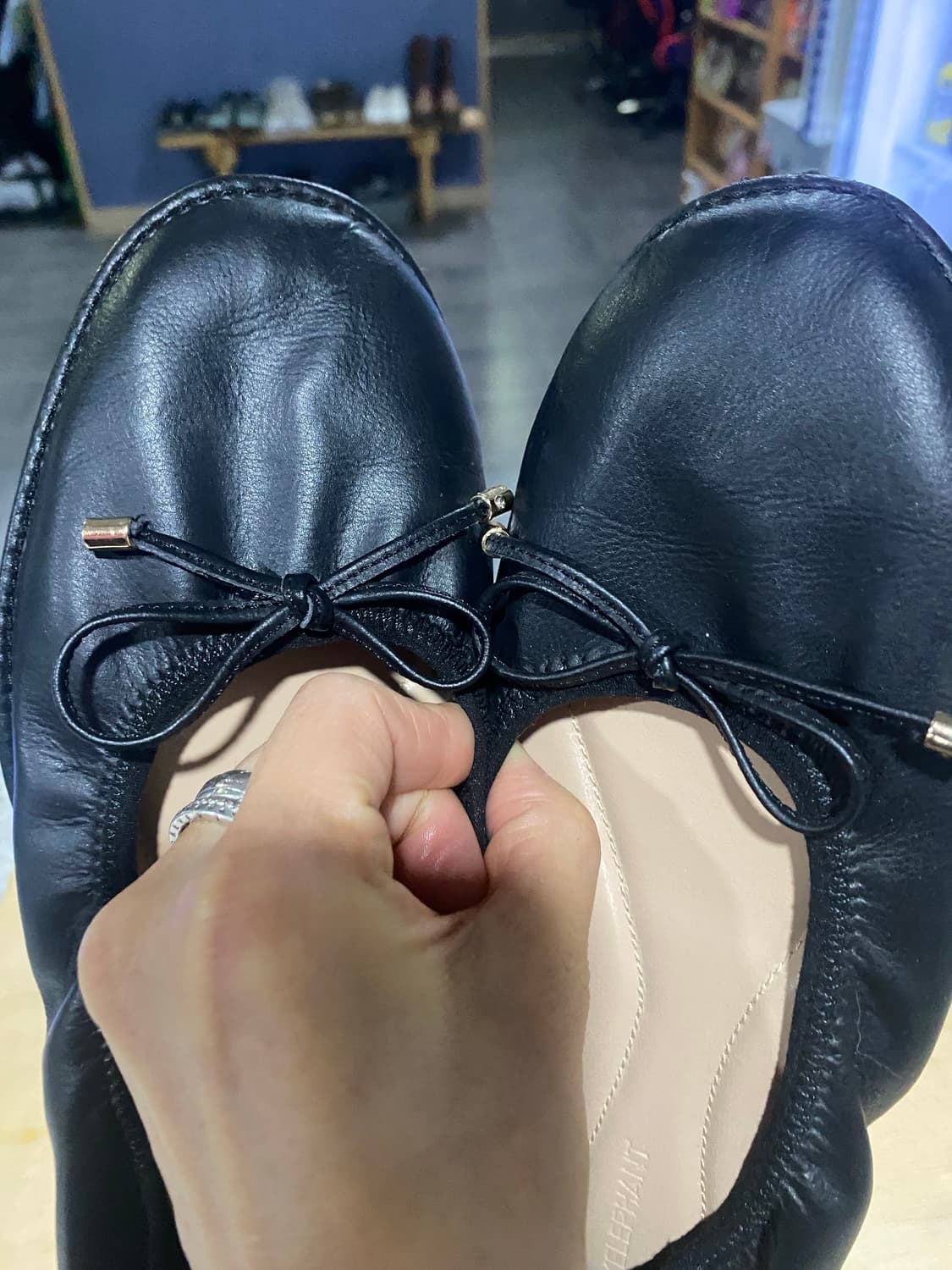 분홍코끼리 검정 플랫슈즈 245mm 상품이미지2