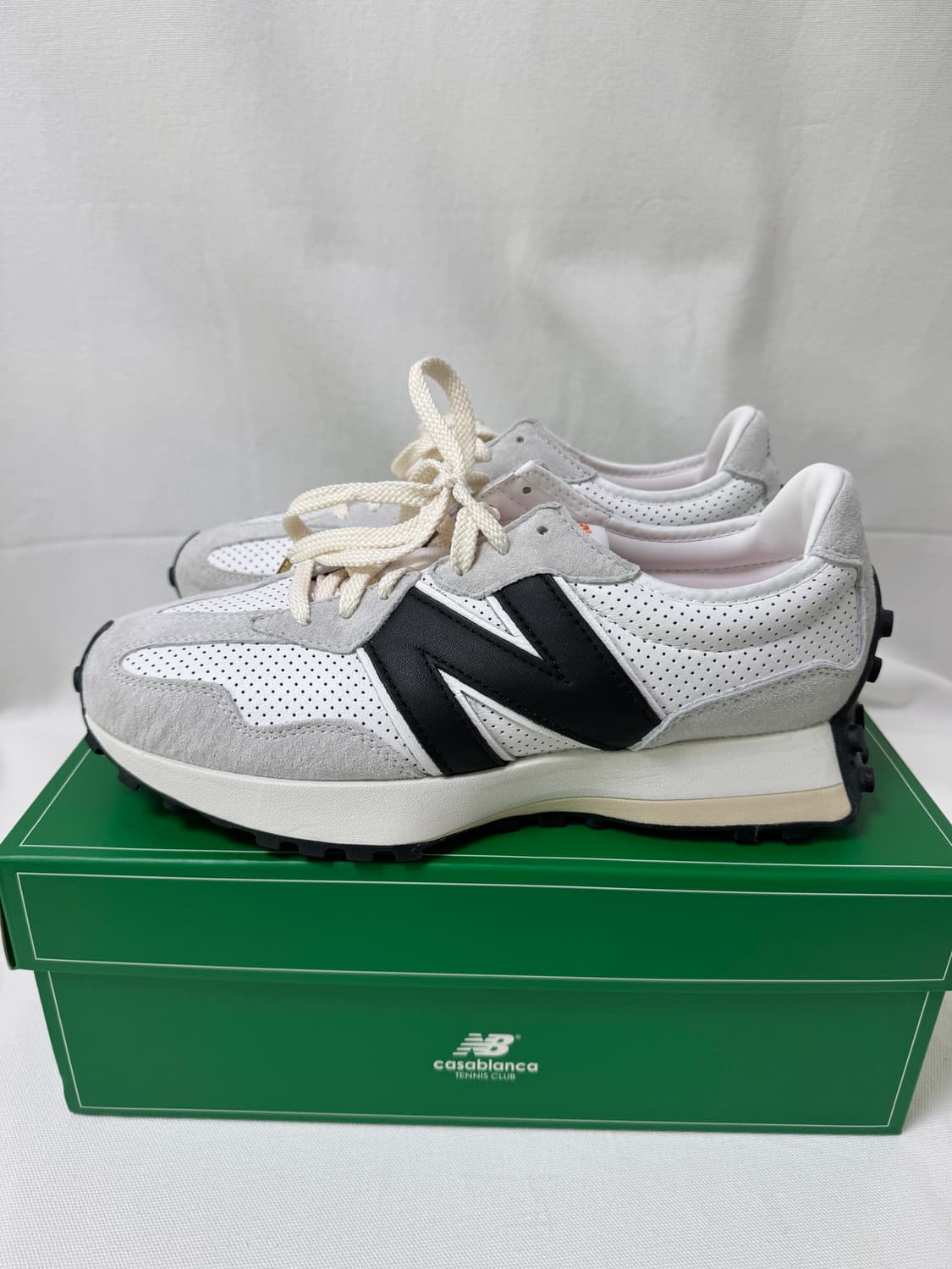 뉴발란스 카사블랑카 327 US9.5 상품이미지3