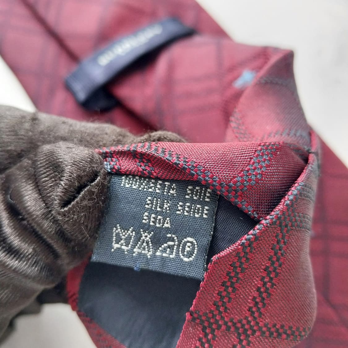 버버리 실크 와인 기마사 패턴 넥타이 9.5cm A+등급 K1754
 상품이미지9