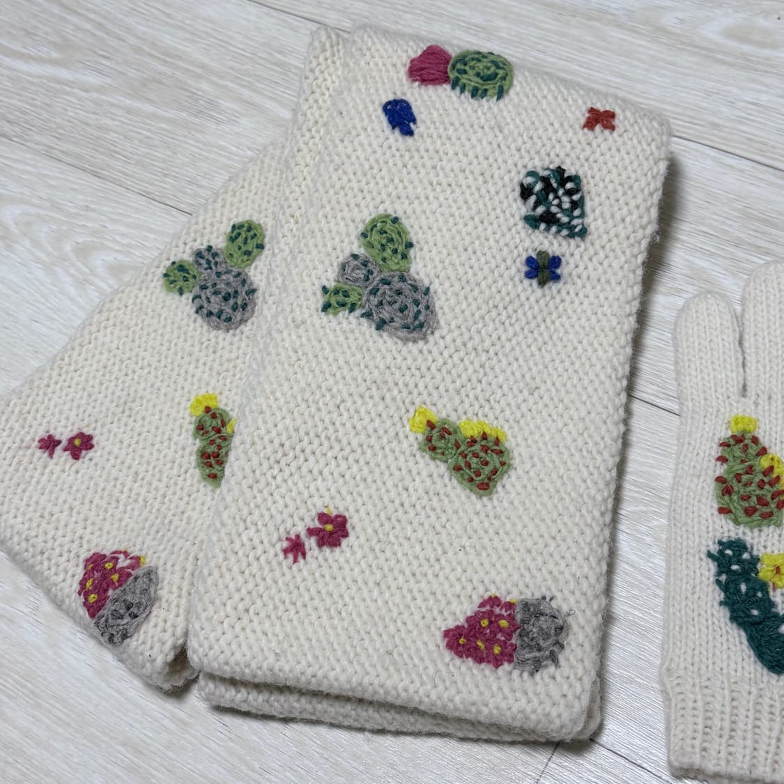 Beamsboy 니팅 자수 머플러 장갑 세트 상품이미지3