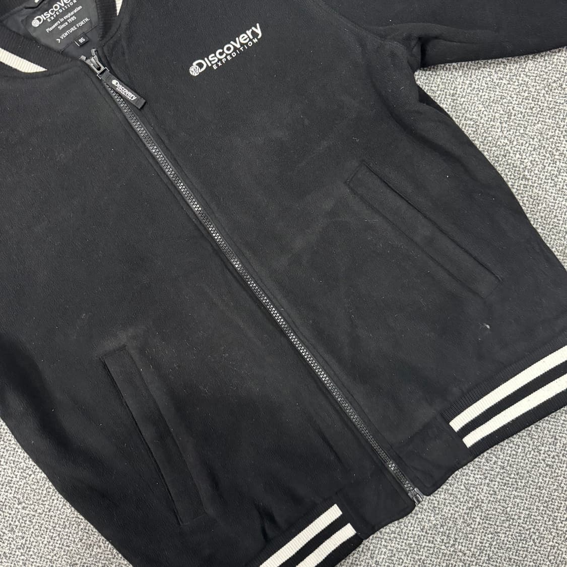 디스커버리 익스페디션의 바시티 자켓 상품이미지5