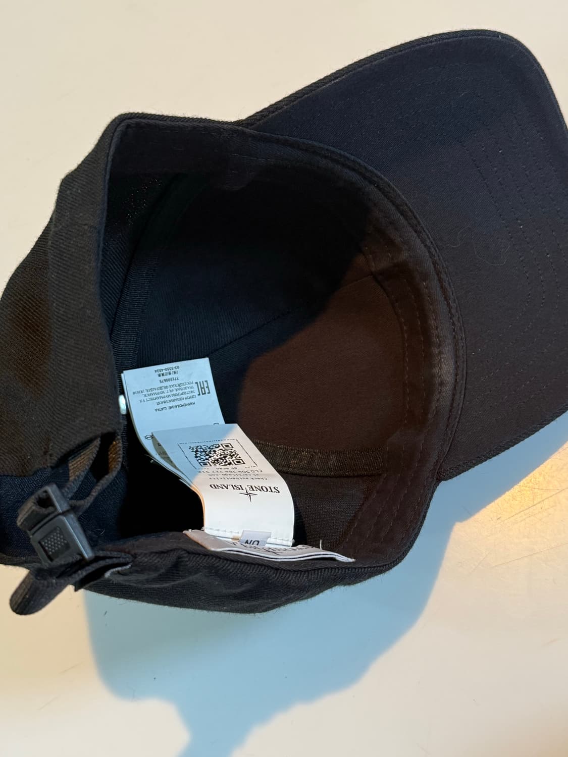 스톤아일랜드 패널 캡 블랙 OS 상품이미지4