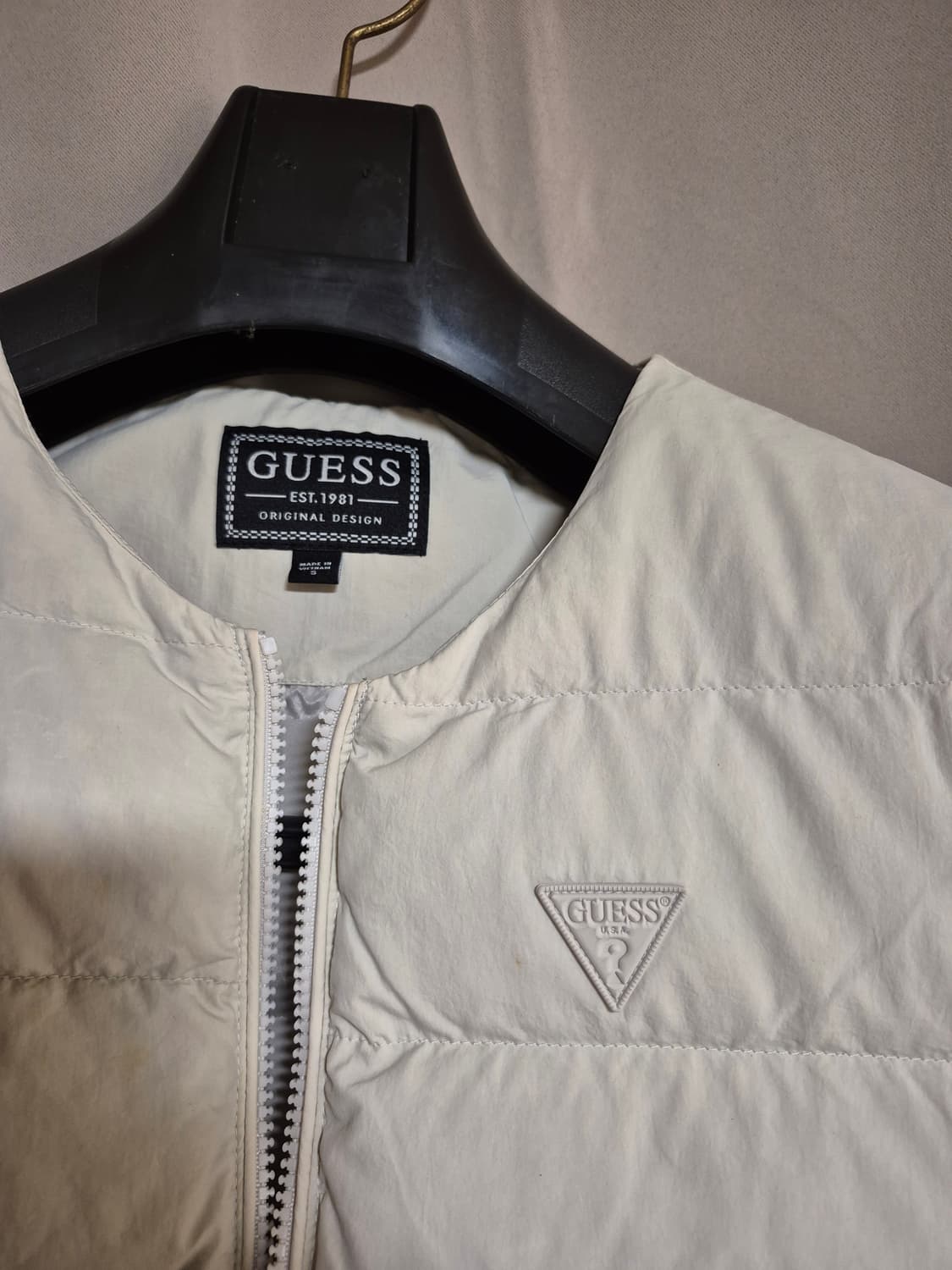 GUESS경량패딩 상품이미지3