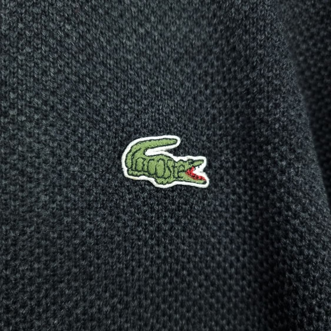 [라코스테] 로고 패치 브이넥 니트 가디건 챠콜 M19254 상품이미지6