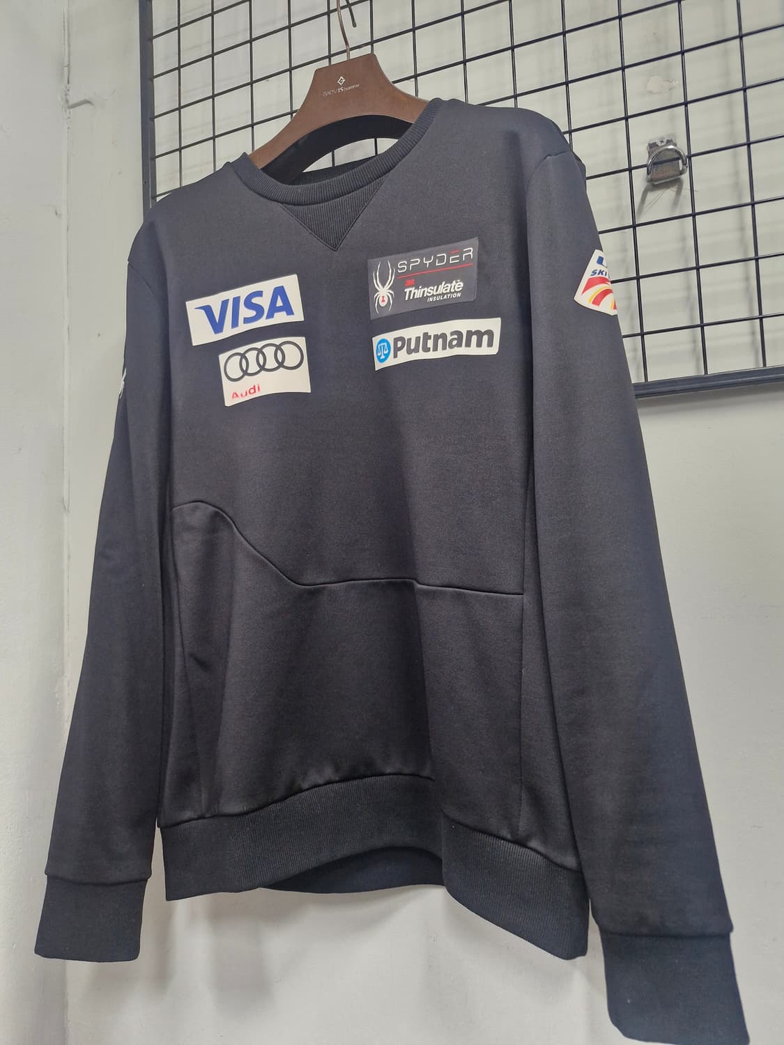 105XL 스파이더 US스키팀 패치 트레이닝 기모 맨투맨. 상품이미지3