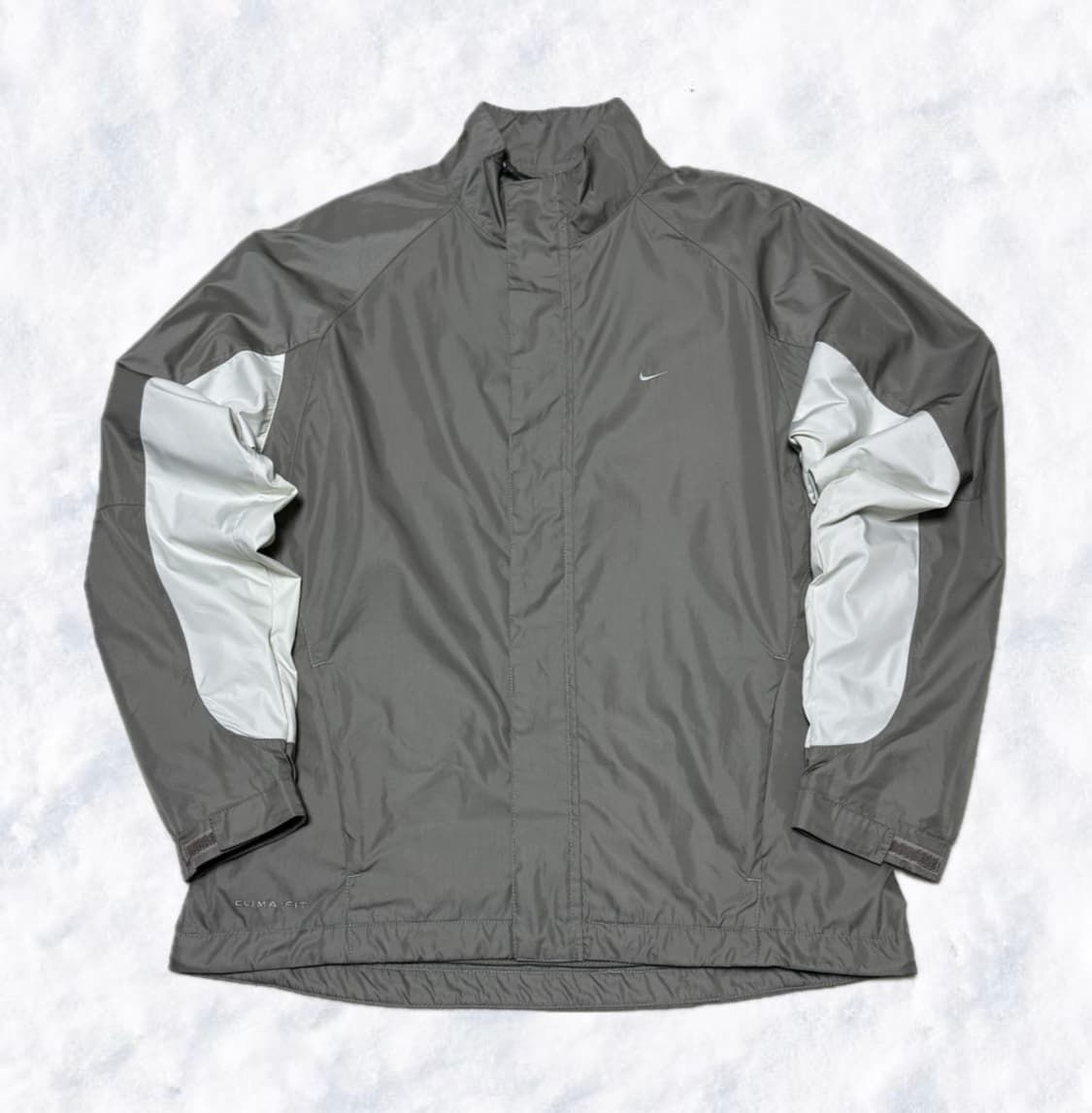 나이키 일본 올드스쿨 카키 크림 바람막이 상품이미지1