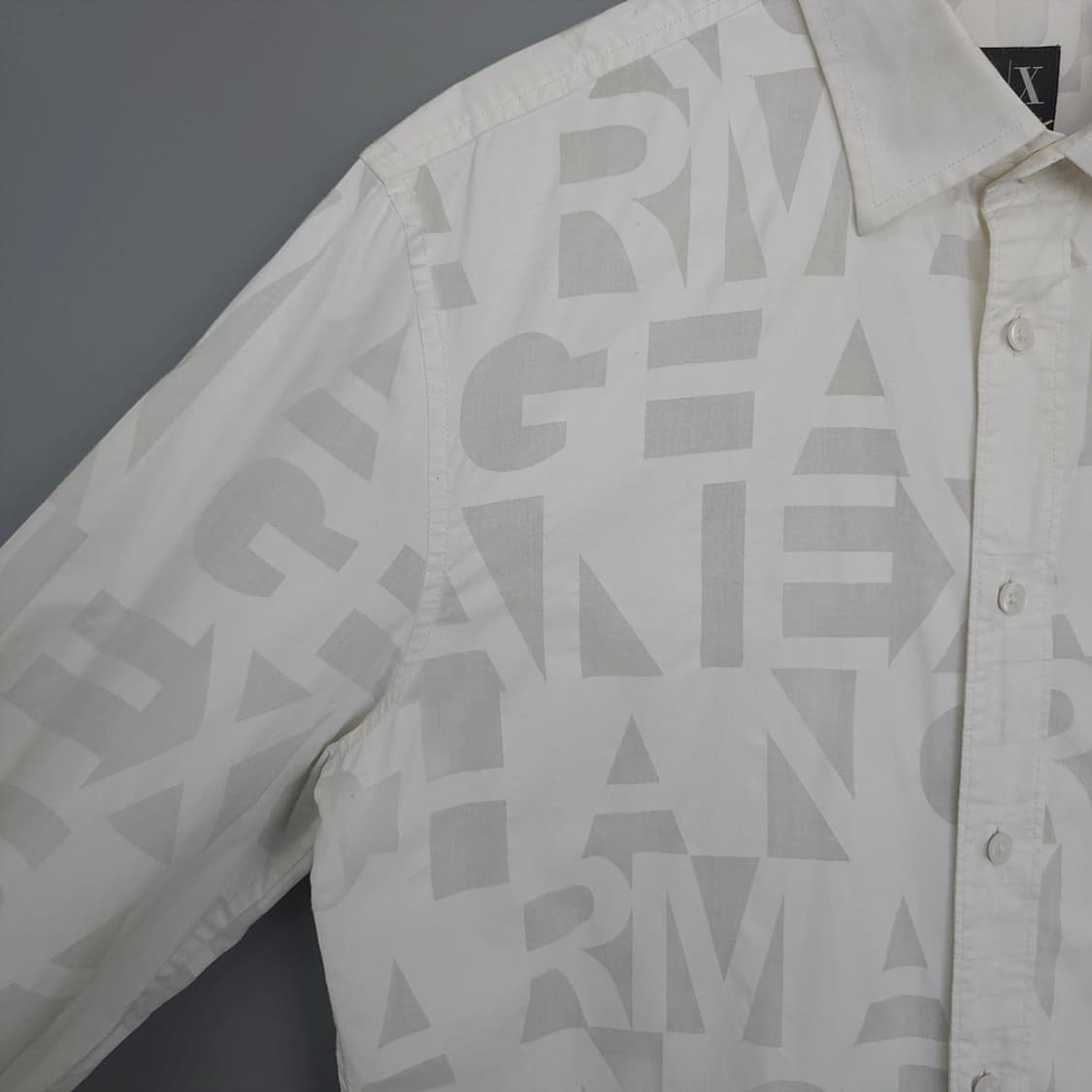 아르마니 익스체인지 Armani Exchange 로고 패턴 셔츠 M 상품이미지4