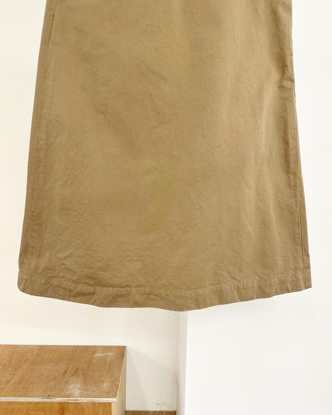 마가렛호웰 브라운 포켓 코튼 미디 스커트 상품이미지4