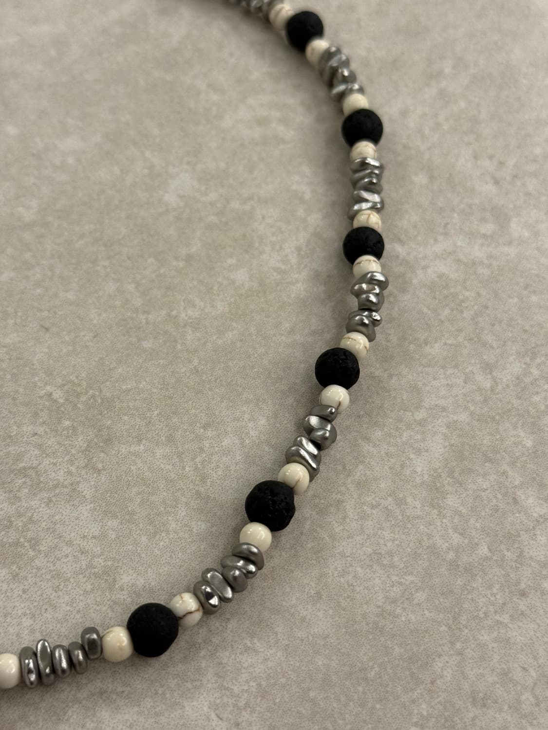 화산석 헤마타이트 레이어드 목걸이 상품이미지2