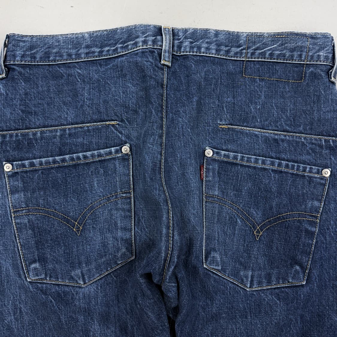 리바이스 엔진 엔지니어드 워싱 데님팬츠 상품이미지6