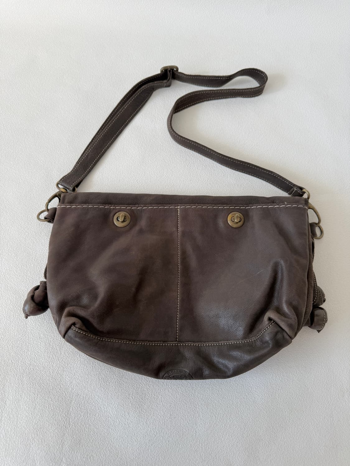 Roots 레더 크로스 토트백 상품이미지3