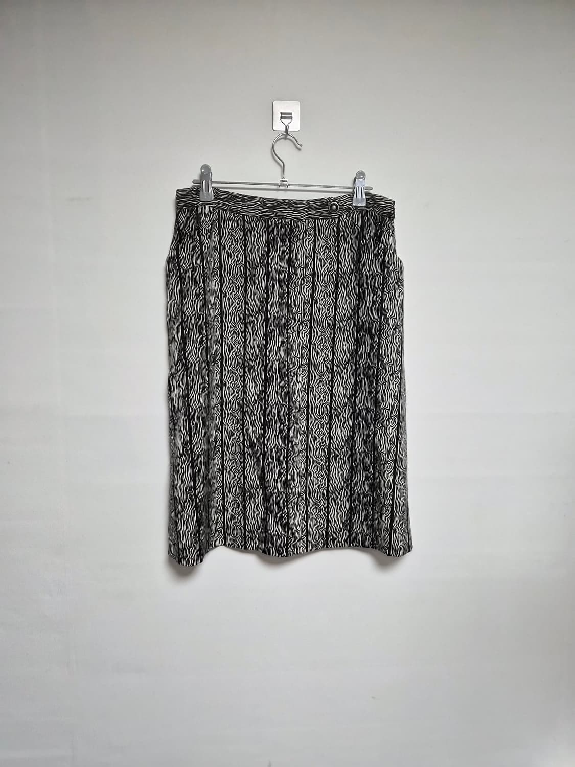 베르수스Versus 기하학 패턴스커트 46사이즈 P-134 상품이미지1