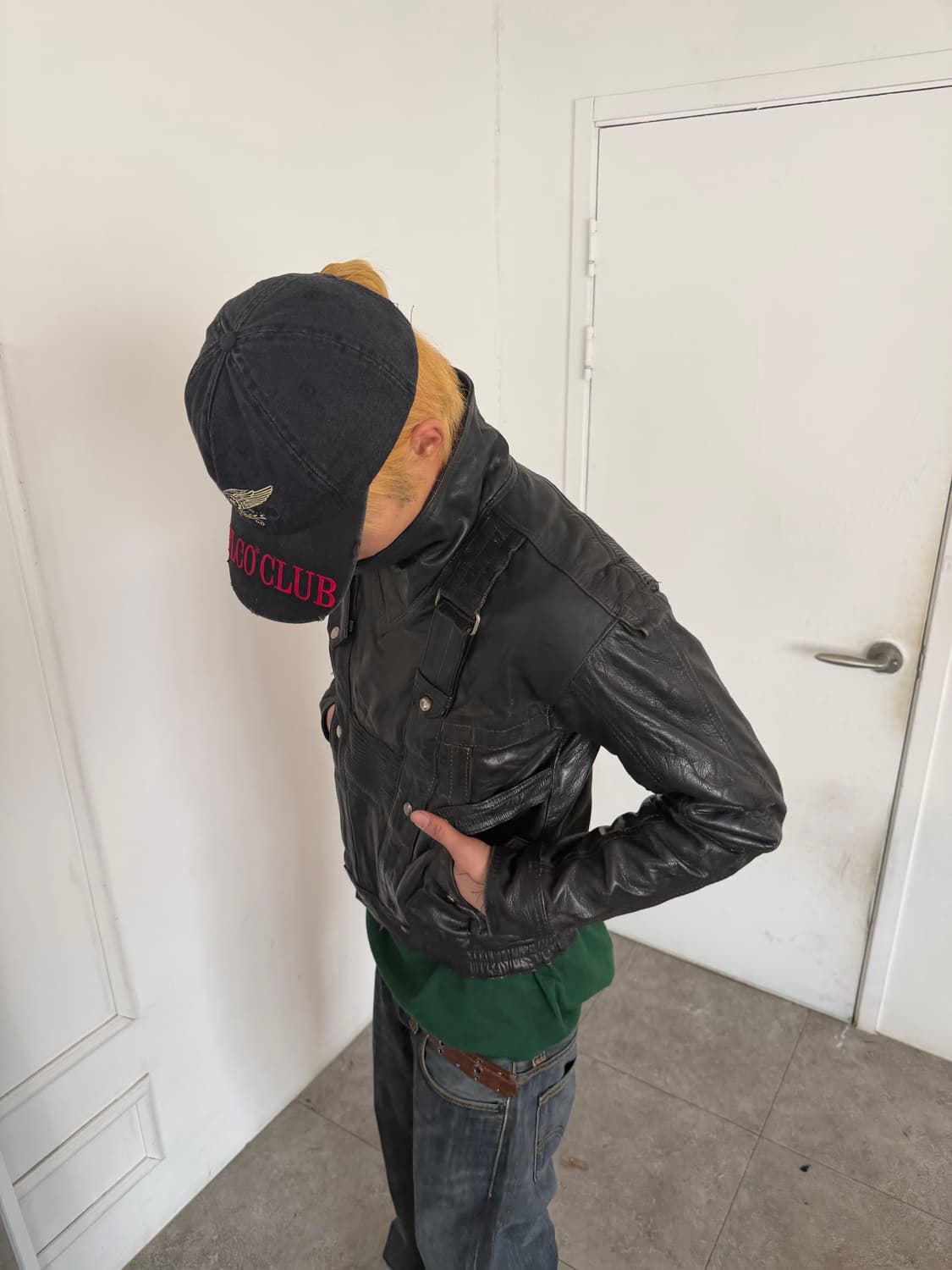 하네스 디테일 바이커 레더 자켓 상품이미지5