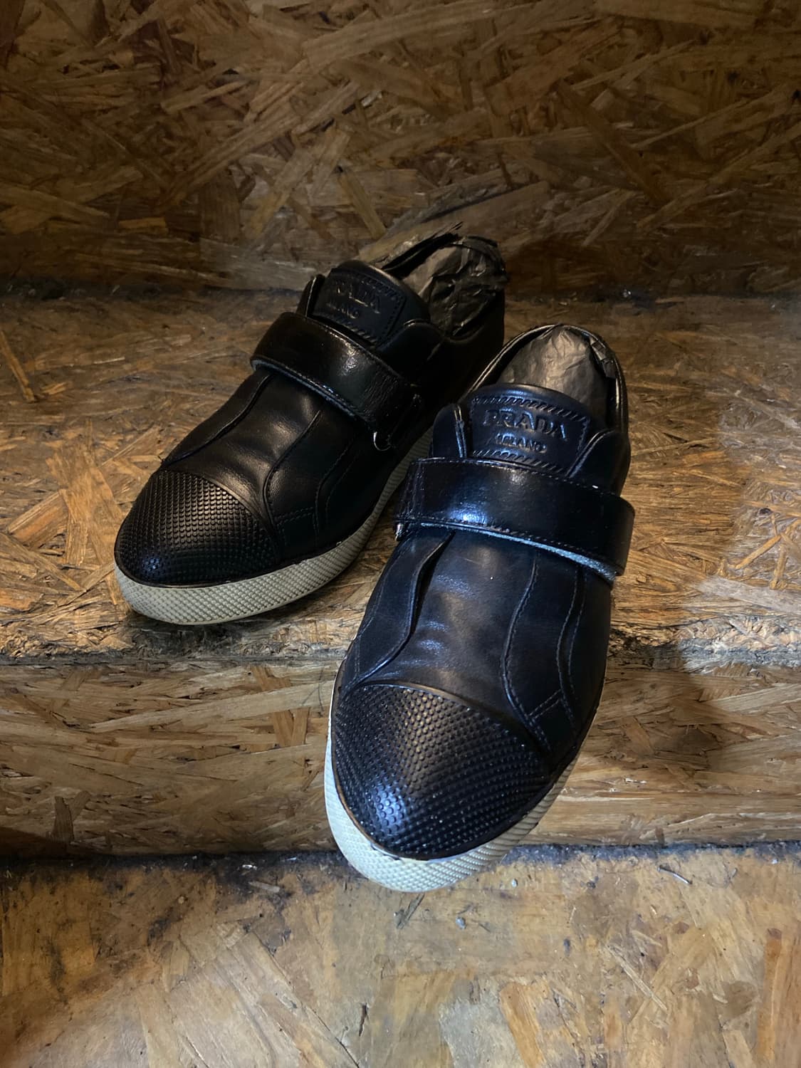PRADA 프라다 리나로사 레더 캡토 벨크로 스니커즈 상품이미지2