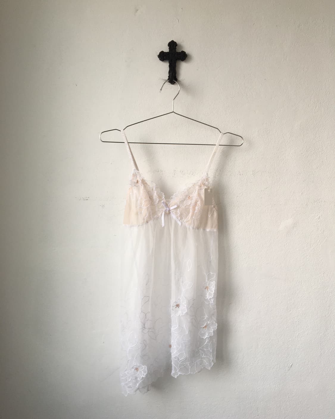 Flower point see through sleeveless 상품이미지1