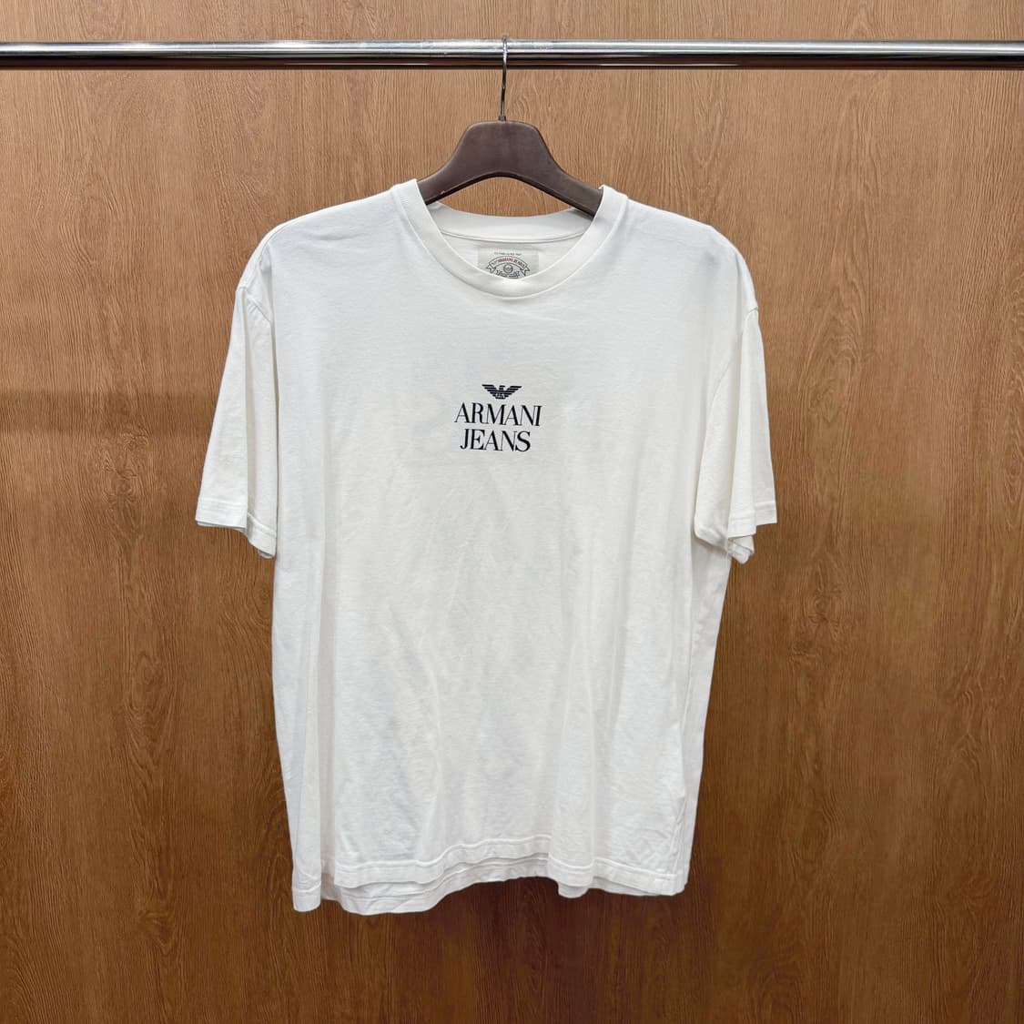 아르마니 진스 라운드넥 반팔 티셔츠 로고 프린팅 디테일 레귤러핏 화이트 상품이미지2