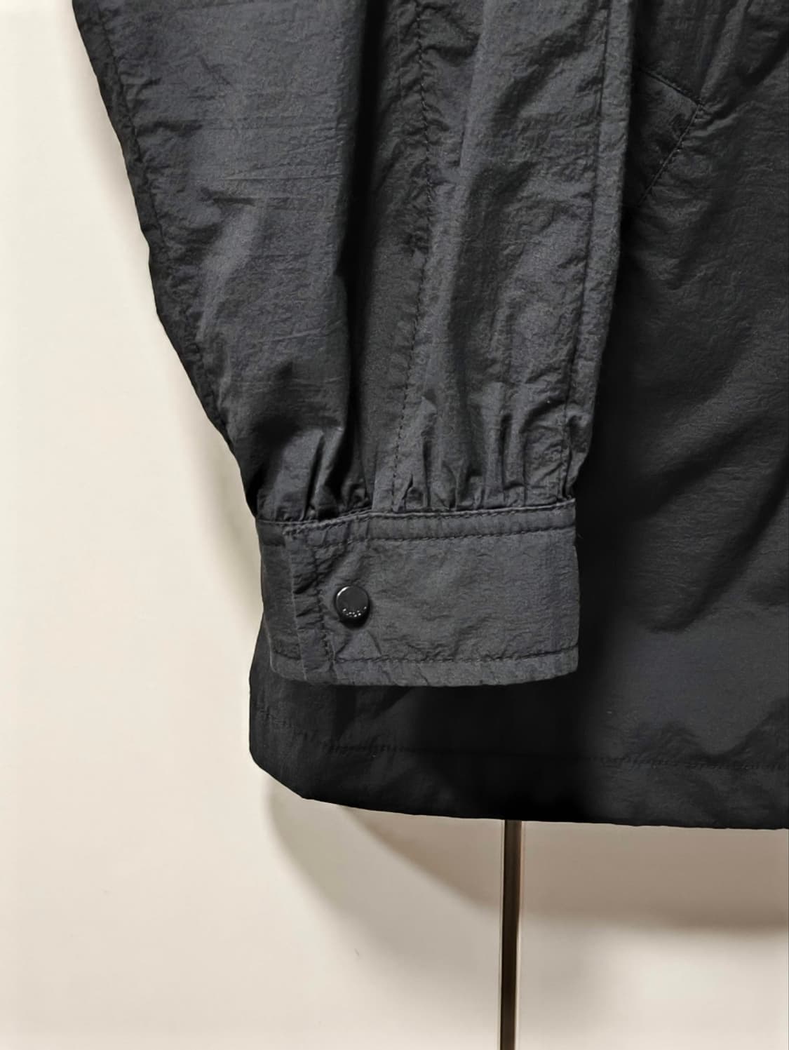 36 라코스테 여성 하이넥 스트레치 중기장 자켓 상품이미지3